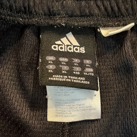 ADIDAS | basketball shorts, XL - Picture 2 of 2